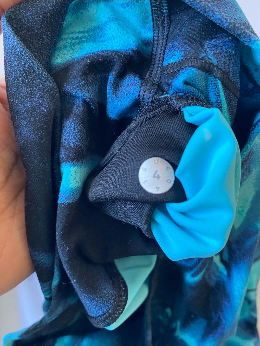 Lululemon Teal & Navy Marble Workout Leggings - Size 4 - Picture 4 of 7